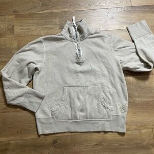 American Eagle Outfitters Men's Light Tan 1/4 Zip-Up Sweater size Medium